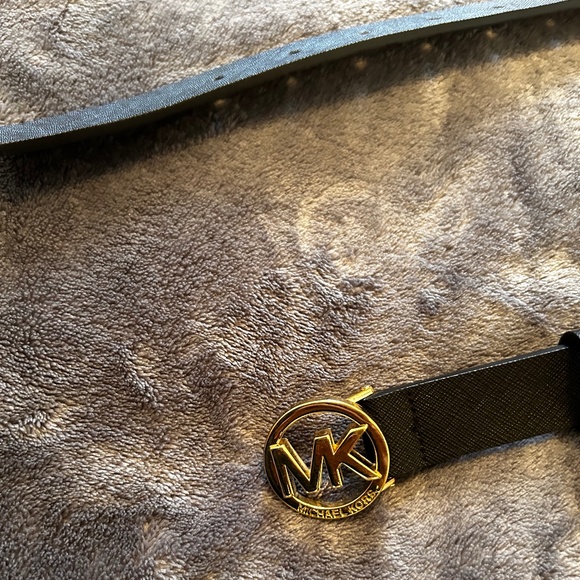 Michael Kors women’s belt - large - Picture 1 of 3